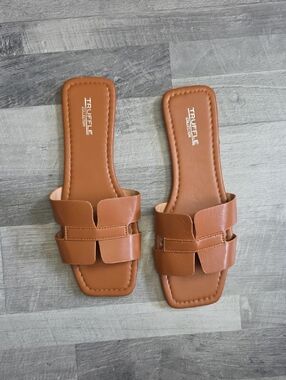 NWOT, Truffle Collection by ASOS • Women's Tan Slide Sandals, Size 9